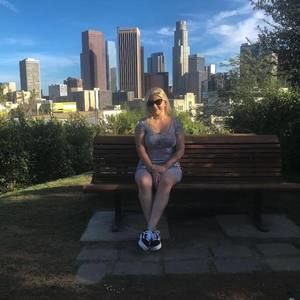 Meet your Posher, Monique